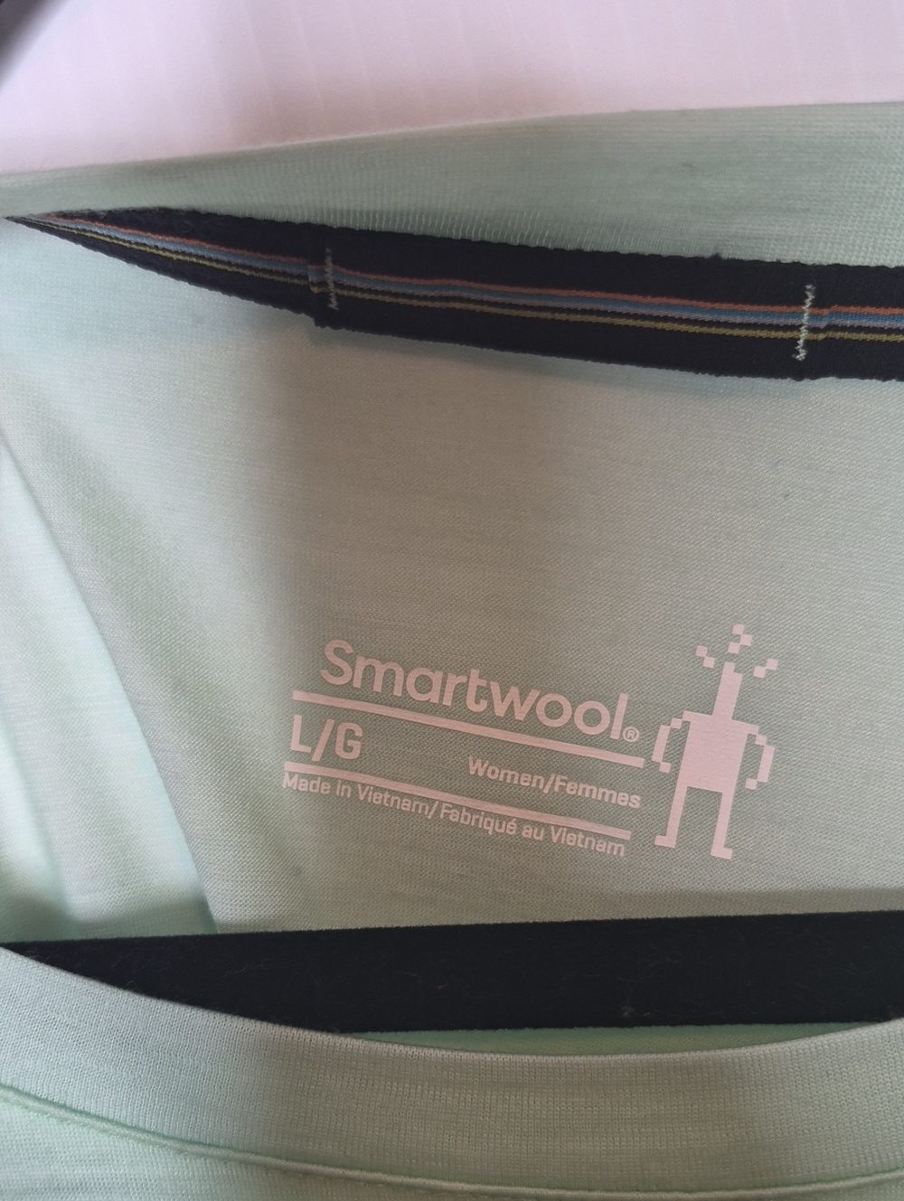 NWOT Smartwool Matcha Green T-shirt Size Large - Picture 4 of 8